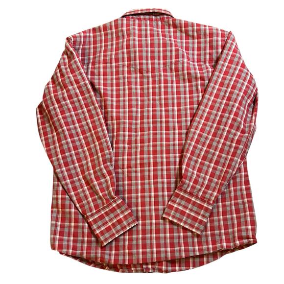 Vintage Wrangler Shirt Size Medium Red Pearl Snap Plaid Western Distressed - Picture 2 of 6